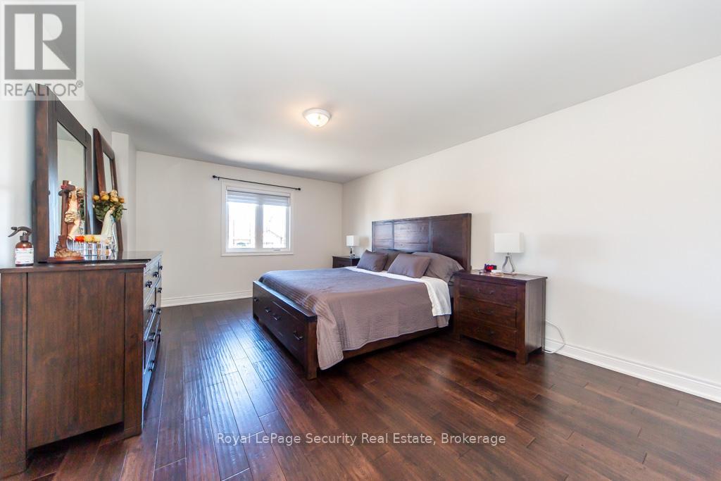 31 John Best Avenue, Toronto, Ontario  M9N 1C4 - Photo 27 - W12995776