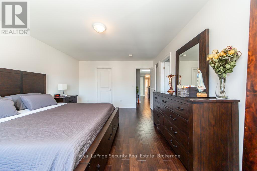 31 John Best Avenue, Toronto, Ontario  M9N 1C4 - Photo 29 - W12995776