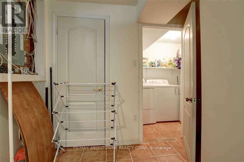 Bsmt - 3474 Covent Crescent, Mississauga, Ontario  L5M 7K7 - Photo 14 - W12995782