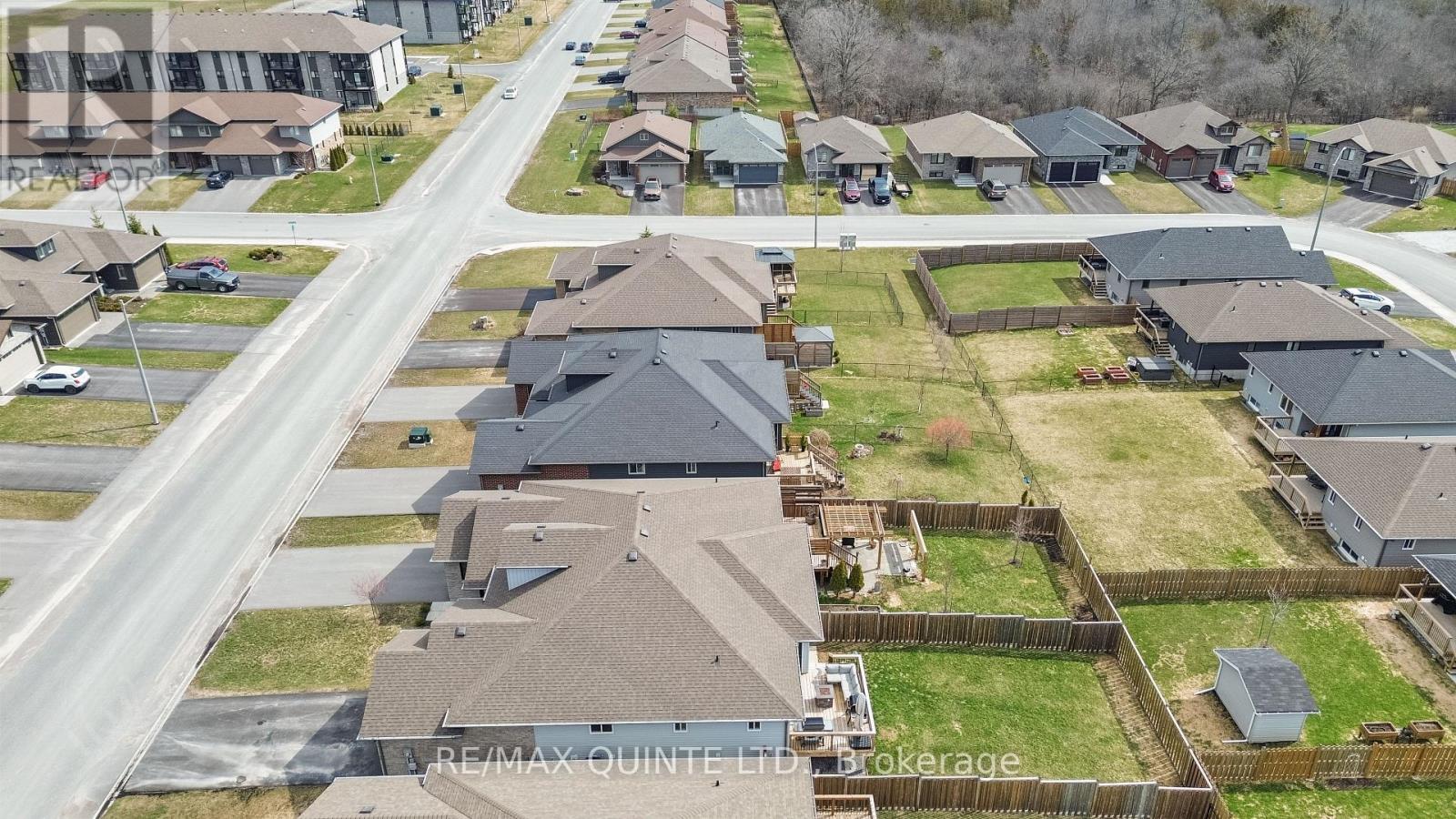 59 Hillside Meadow Drive, Quinte West, Ontario  K8V 0J5 - Photo 5 - X12995814