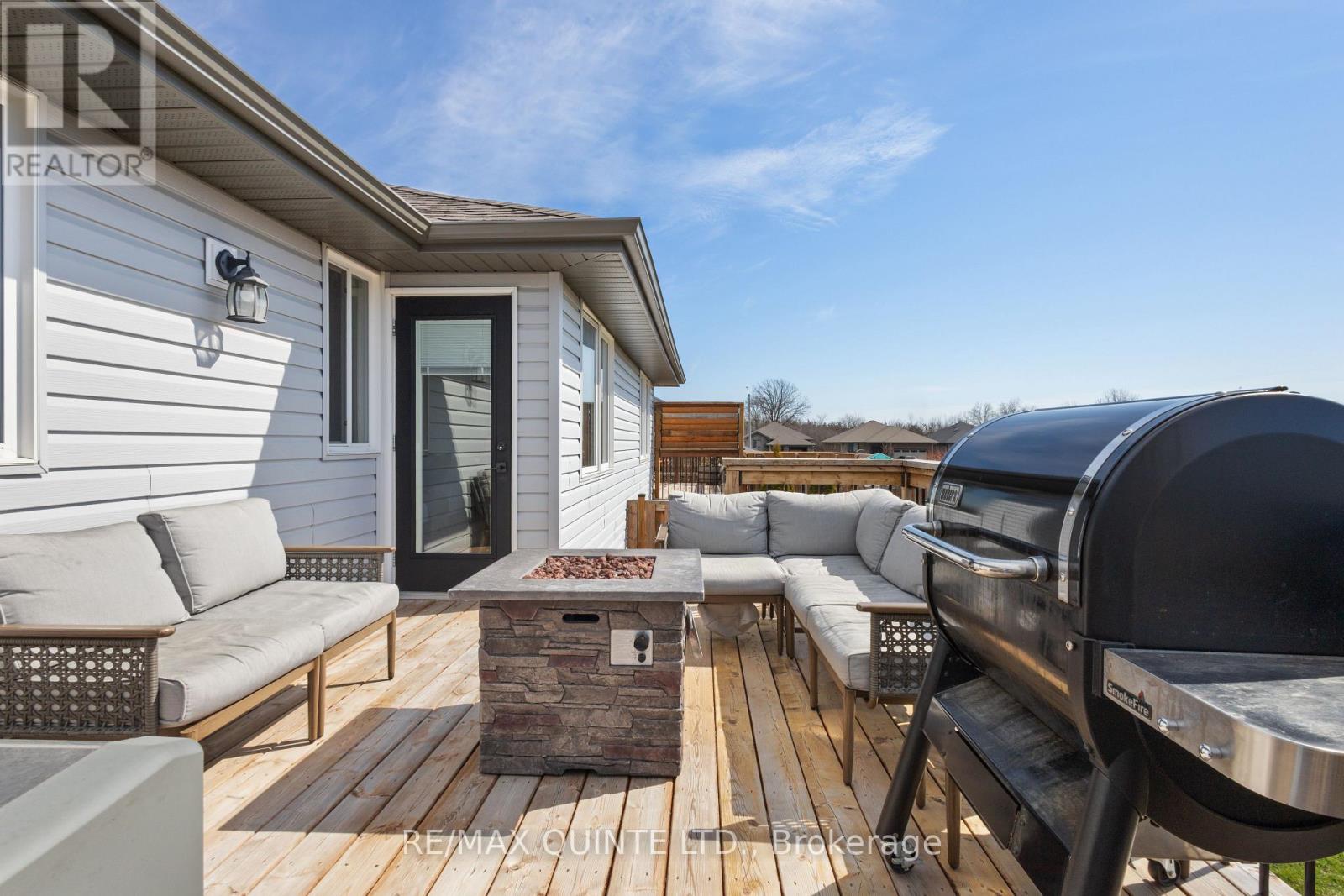 59 Hillside Meadow Drive, Quinte West, Ontario  K8V 0J5 - Photo 8 - X12995814