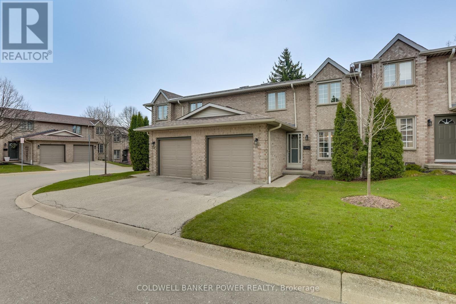 11 - 340 Ambleside Drive, London North, Ontario  N6G 4Y5 - Photo 2 - X12995886