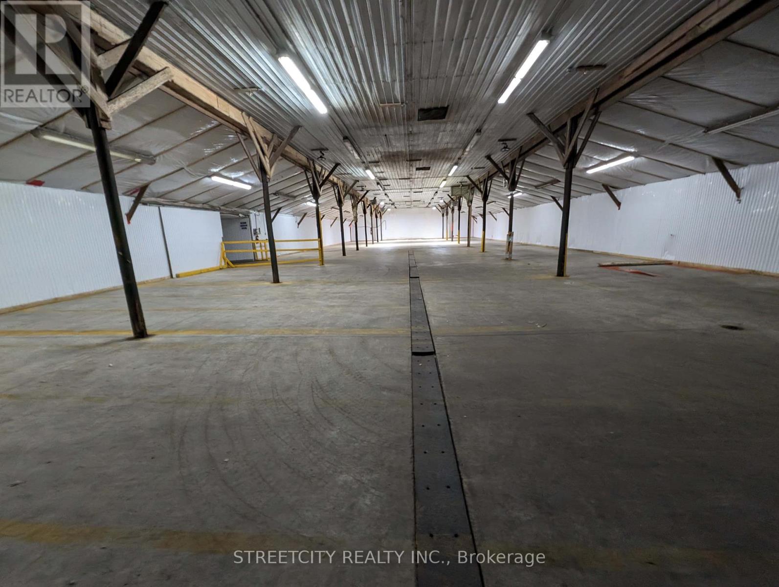 52429 Nova Scotia Line, Malahide, Ontario  N5H 2R2 - Photo 1 - X12995904