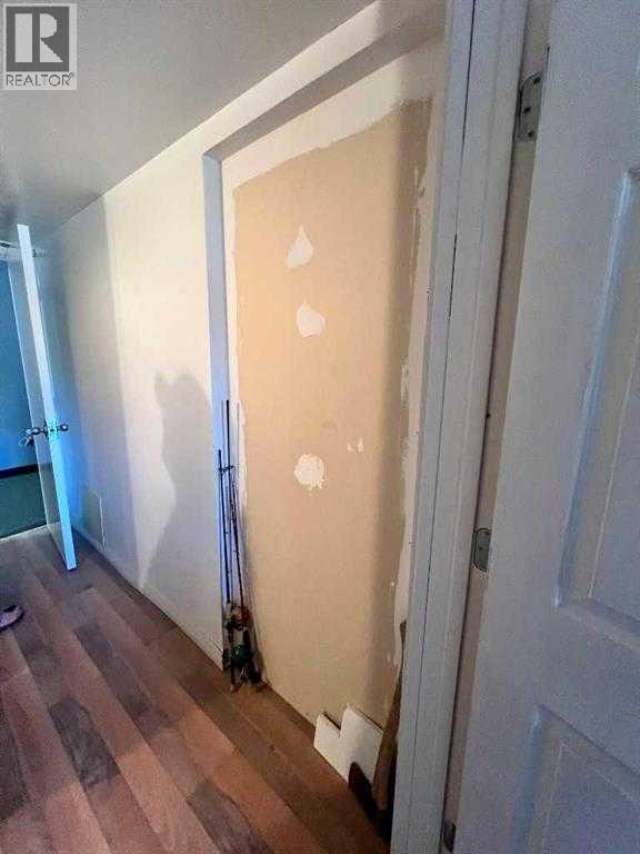 206, 114 Mount Pleasant Drive, Camrose, Alberta  T4V 2M7 - Photo 9 - A2287015