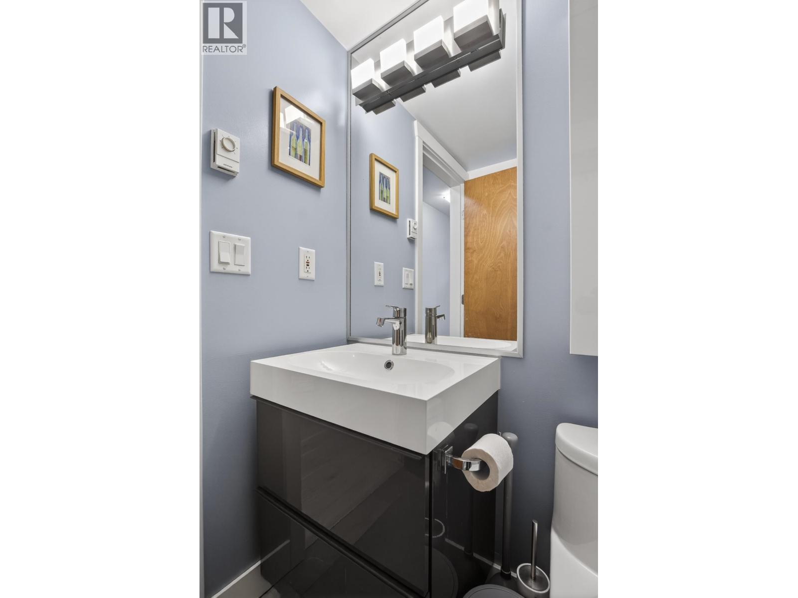 31 3855 Pender Street, Burnaby, British Columbia  V5C 1W5 - Photo 8 - R3106323