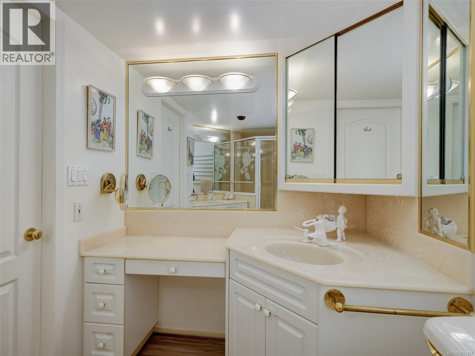 502 636 Montreal St, Victoria, British Columbia  V8V 4Y1 - Photo 20 - 1031257