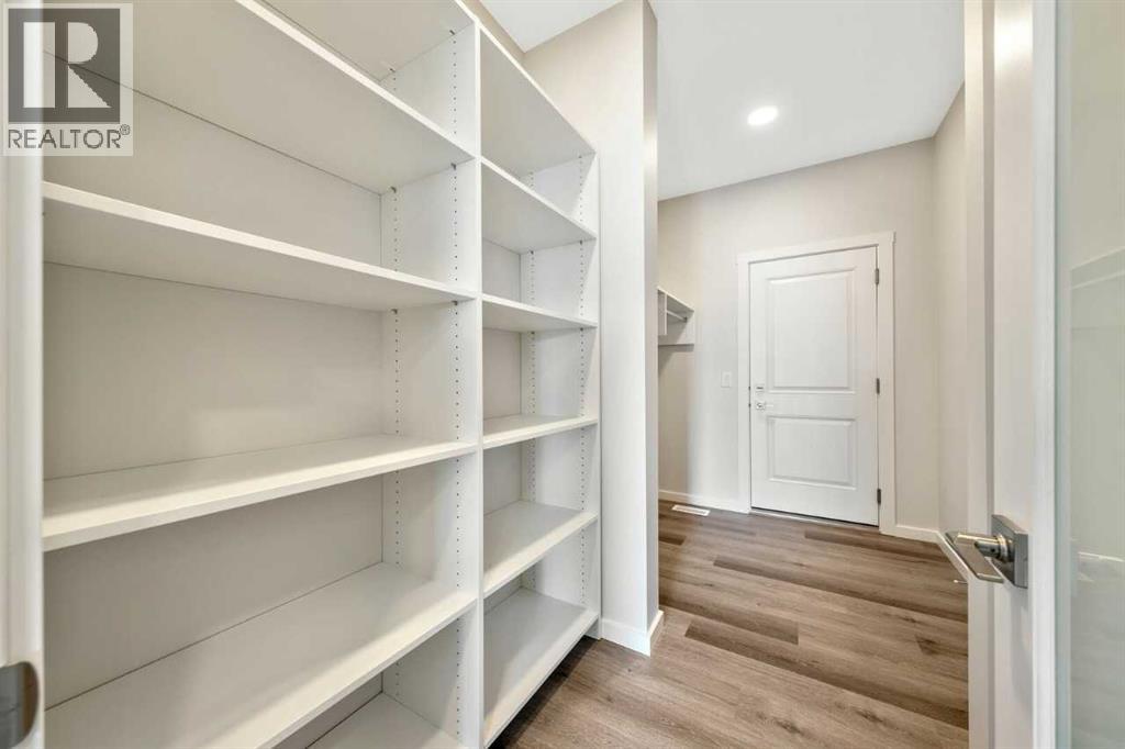 374 Heritage Boulevard, Cochrane, Alberta  T4C 0L3 - Photo 8 - A2294557