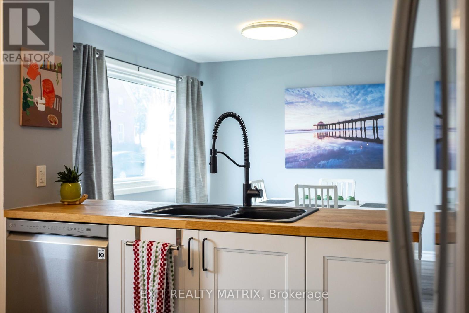 474 Queen Street, North Dundas, Ontario  K0C 2K0 - Photo 16 - X12995796