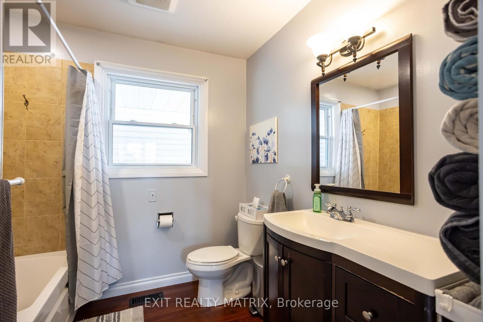 474 Queen Street, North Dundas, Ontario  K0C 2K0 - Photo 21 - X12995796