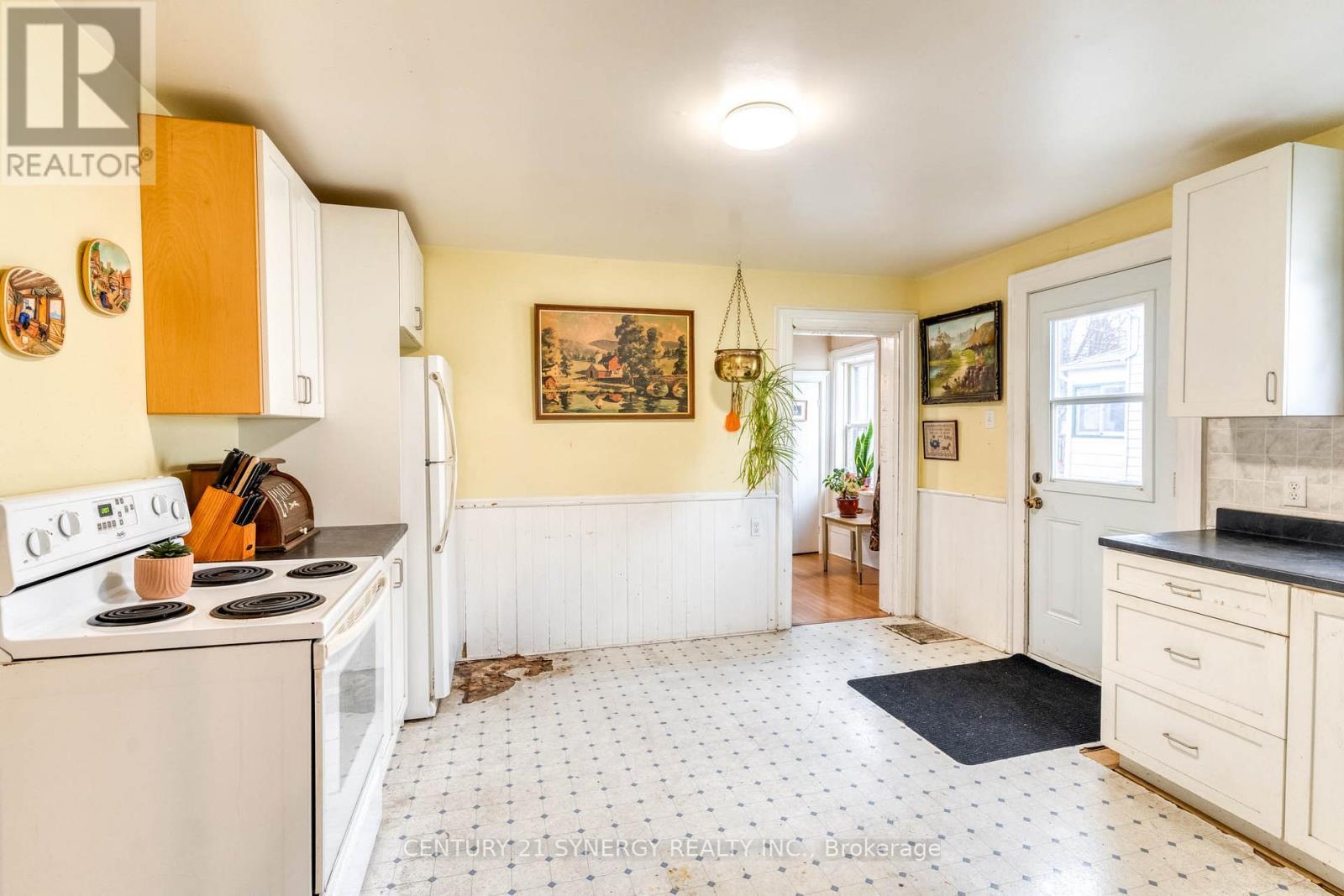 108 Beckwith Street E, Perth, Ontario  K7H 1C7 - Photo 14 - X12995926