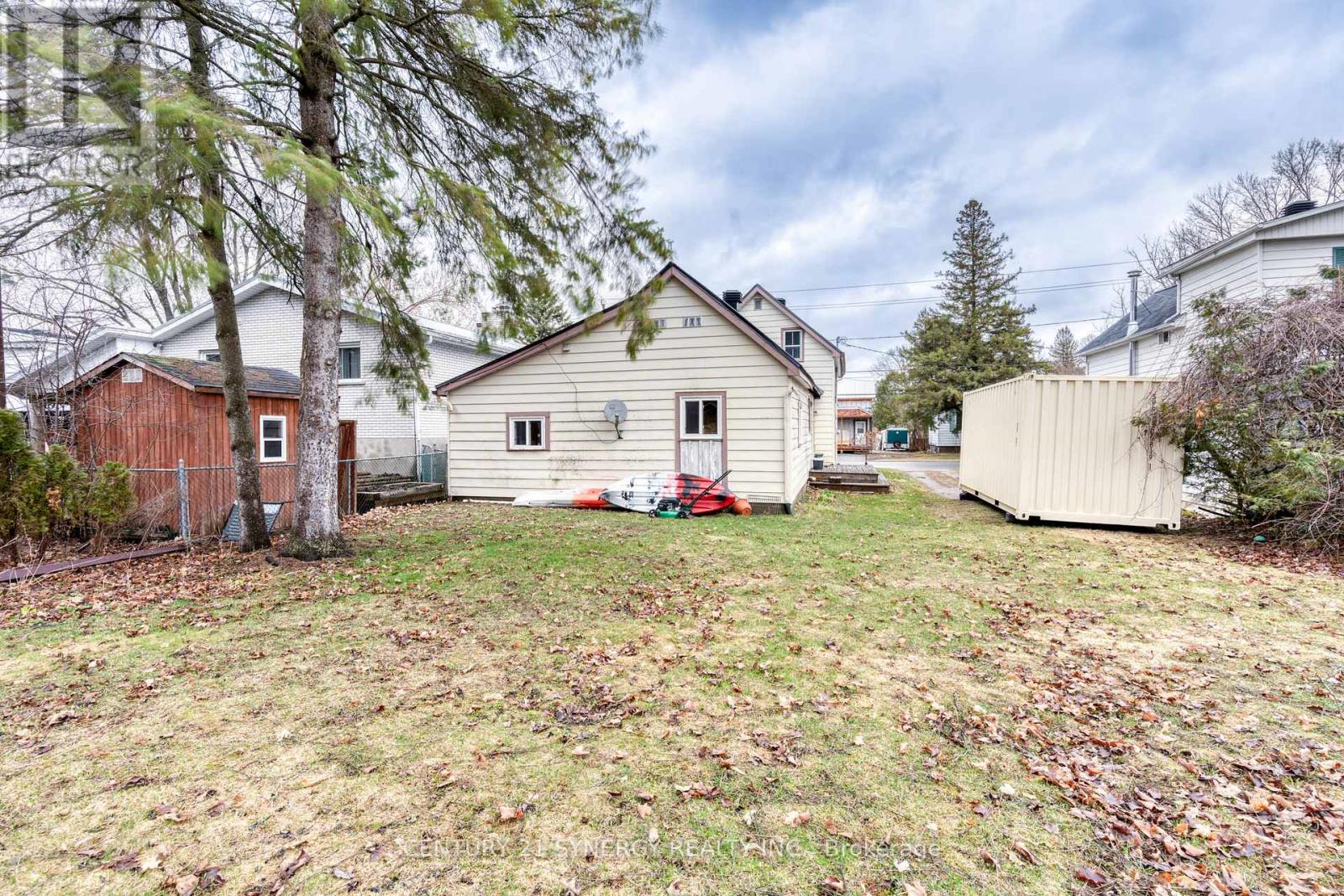 108 Beckwith Street E, Perth, Ontario  K7H 1C7 - Photo 31 - X12995926