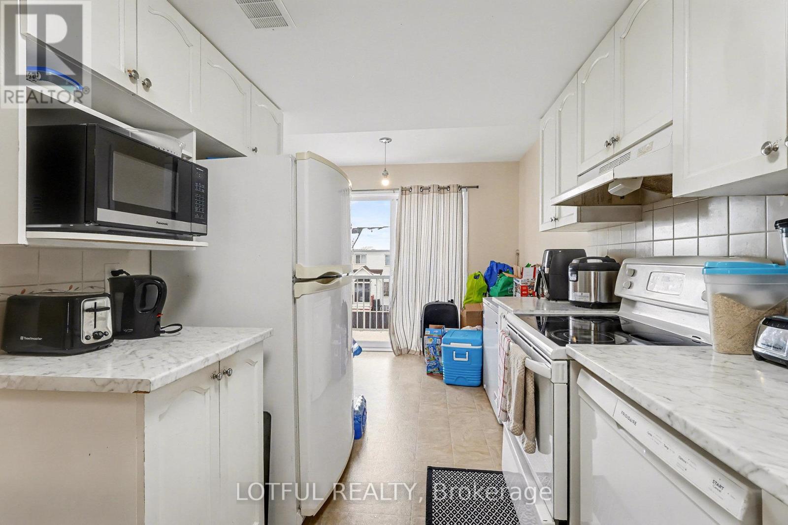 576 Lakeridge Drive, Ottawa, Ontario K4A 0H4 - Photo 10 - X12995960