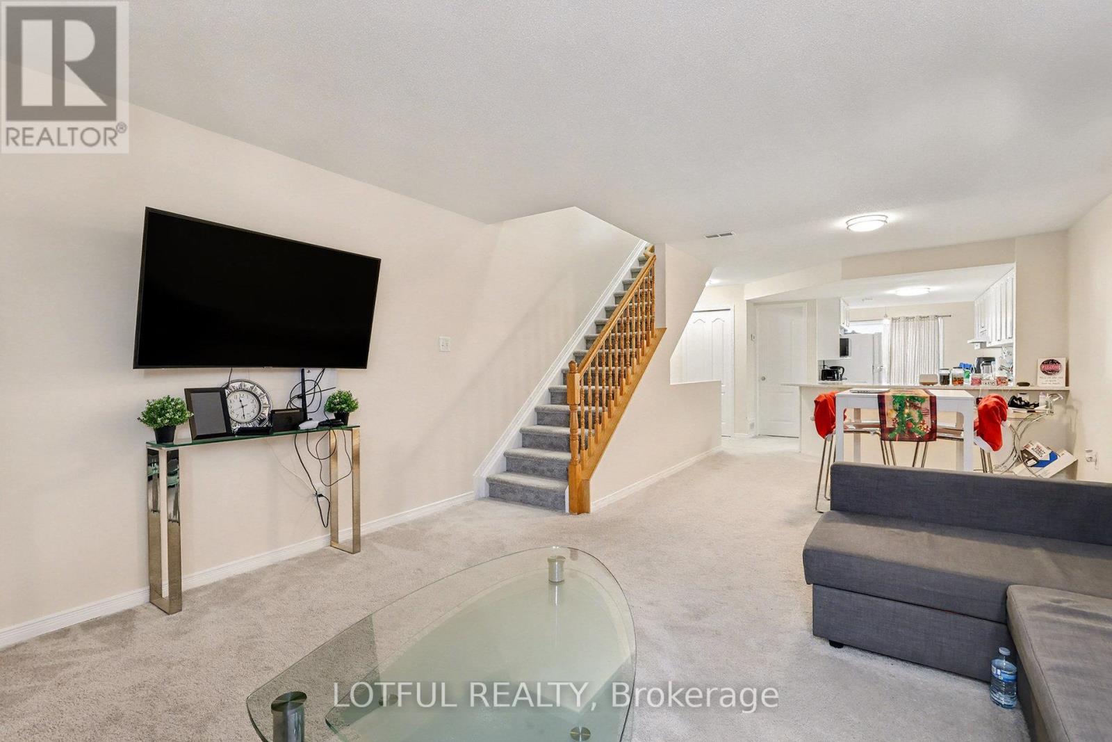 576 Lakeridge Drive, Ottawa, Ontario K4A 0H4 - Photo 7 - X12995960