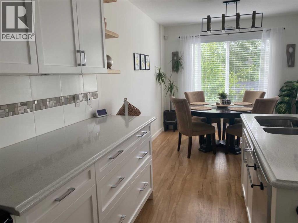 151 Kingsbridge Road SE, Airdrie, Alberta  T4A 0M2 - Photo 4 - A2288986