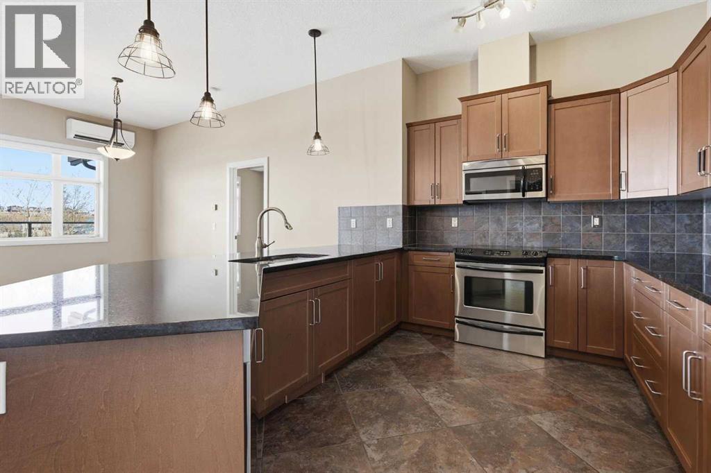 428, 35 Aspenmont Heights Sw, Calgary, Alberta  T3H 0E5 - Photo 6 - A2300420