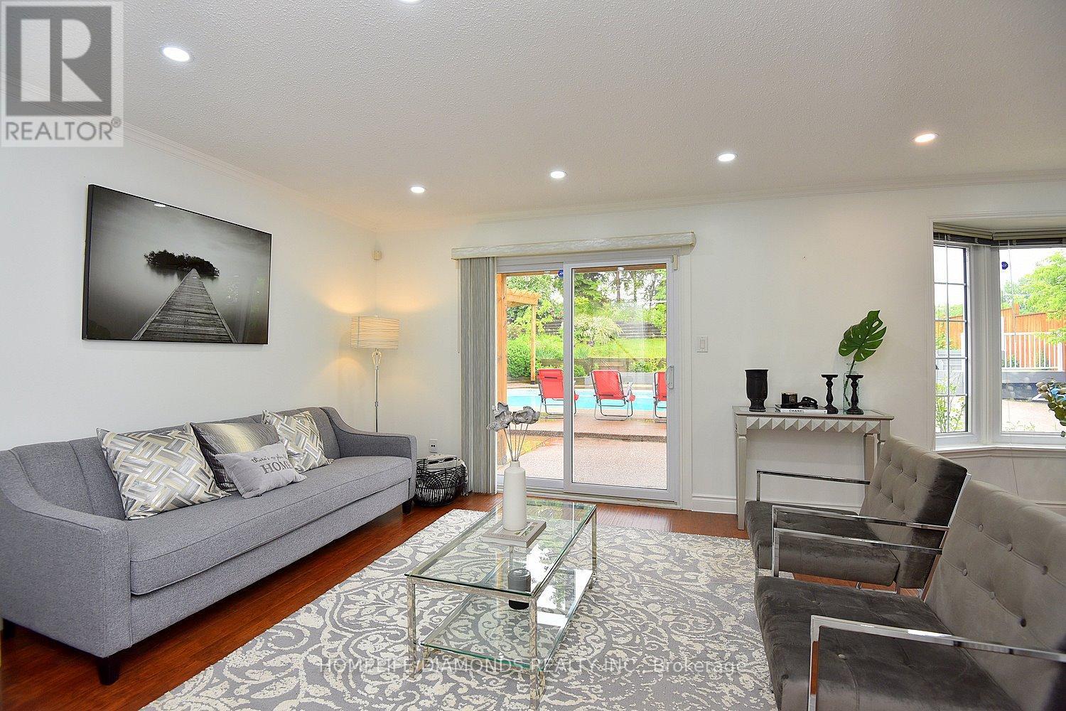 95 Birchpark Drive N, Grimsby, Ontario  L3M 4M9 - Photo 11 - X12995542