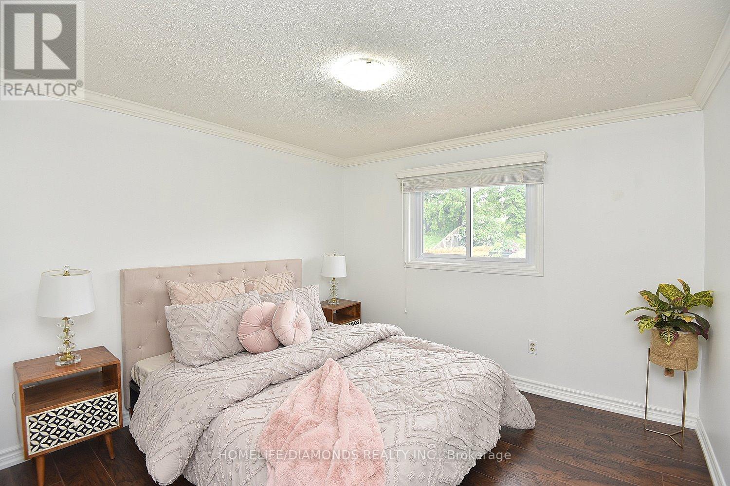 95 Birchpark Drive N, Grimsby, Ontario  L3M 4M9 - Photo 35 - X12995542