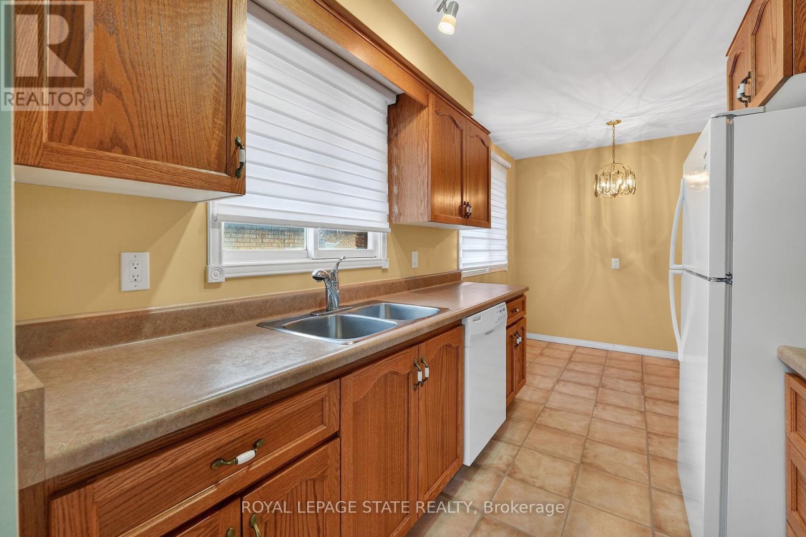 358 Federal Street, Hamilton, Ontario  L8E 2B5 - Photo 7 - X12995598