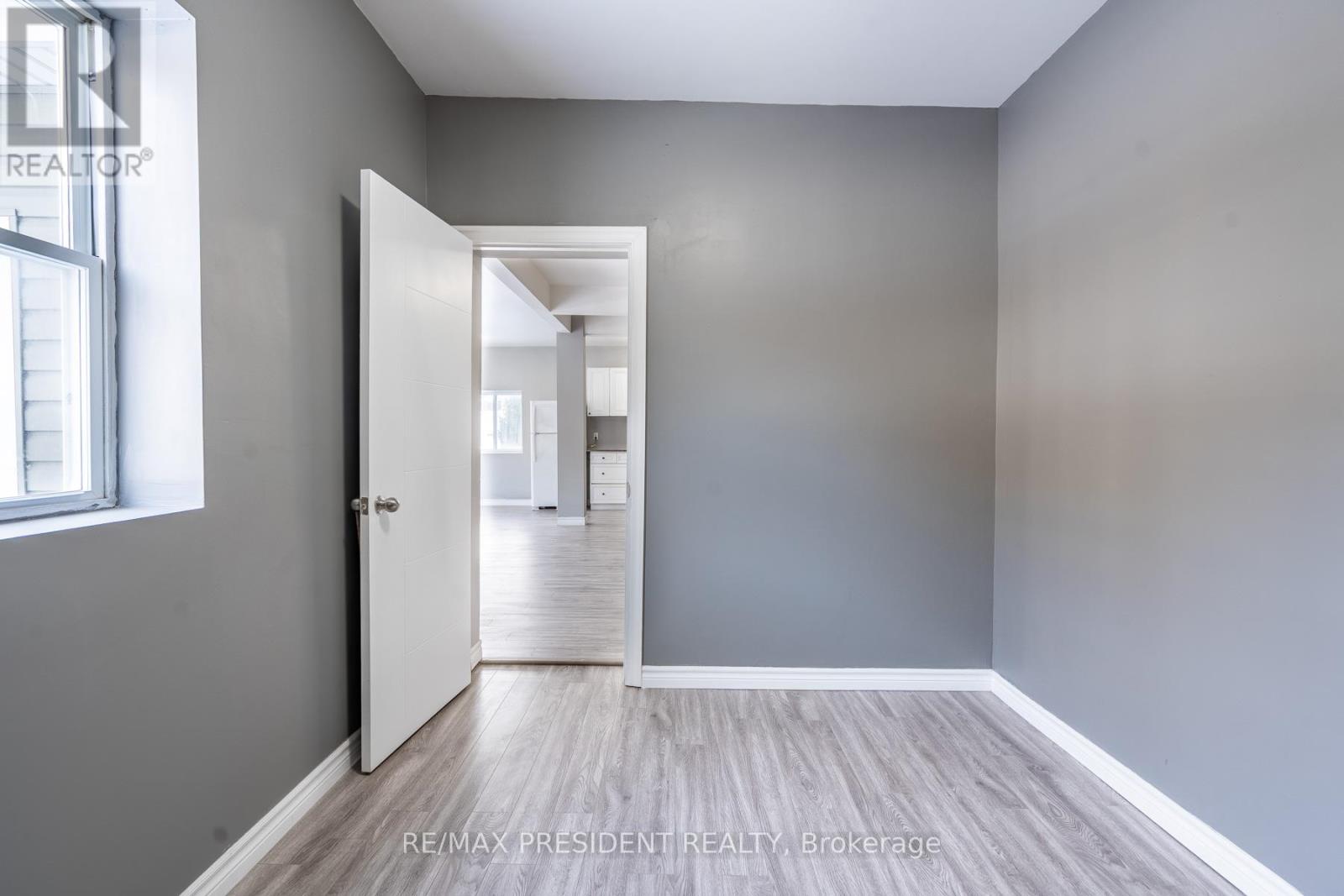 37 Catherine Street, St. Catharines, Ontario  L2R 5E8 - Photo 15 - X12995616