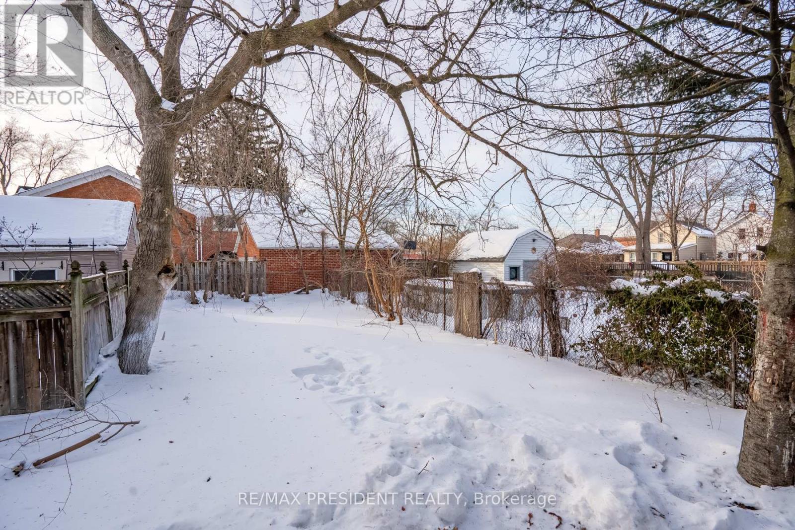 37 Catherine Street, St. Catharines, Ontario  L2R 5E8 - Photo 39 - X12995616