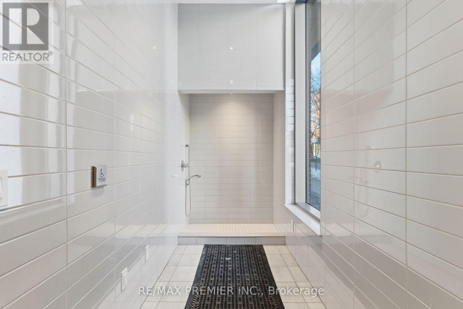 914 - 212 King William Street, Hamilton, Ontario  L6R 3N9 - Photo 33 - X12995624