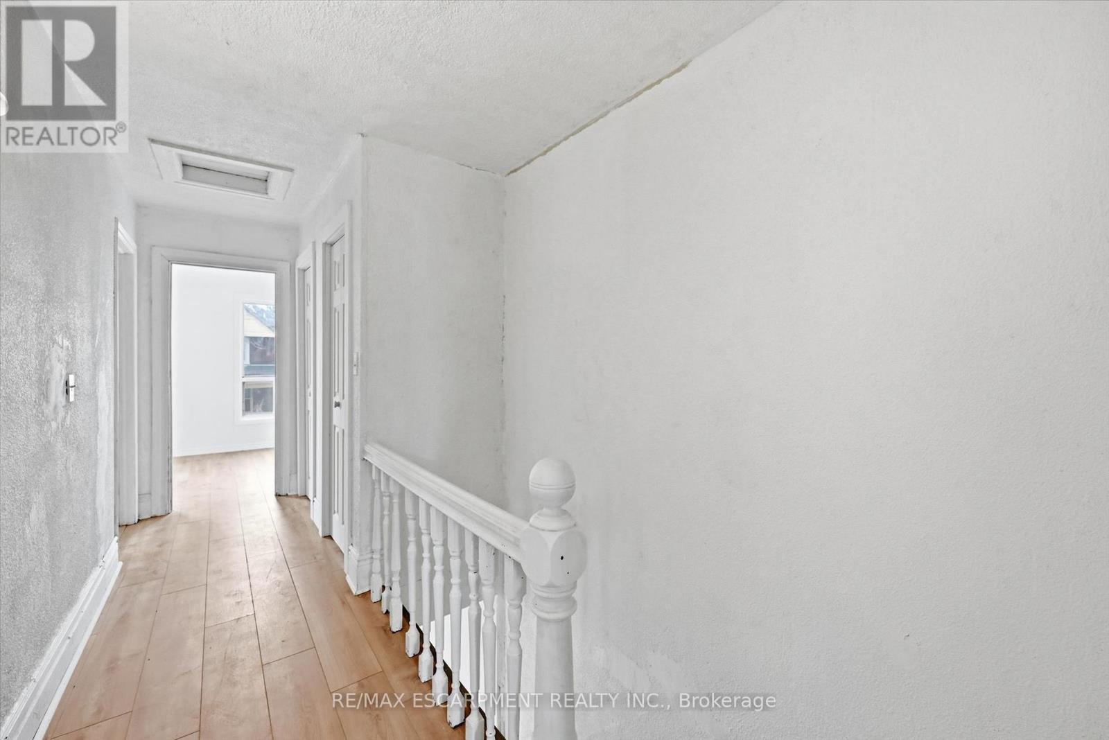 761 Cannon Street E, Hamilton, Ontario  L8L 2H1 - Photo 14 - X12995666