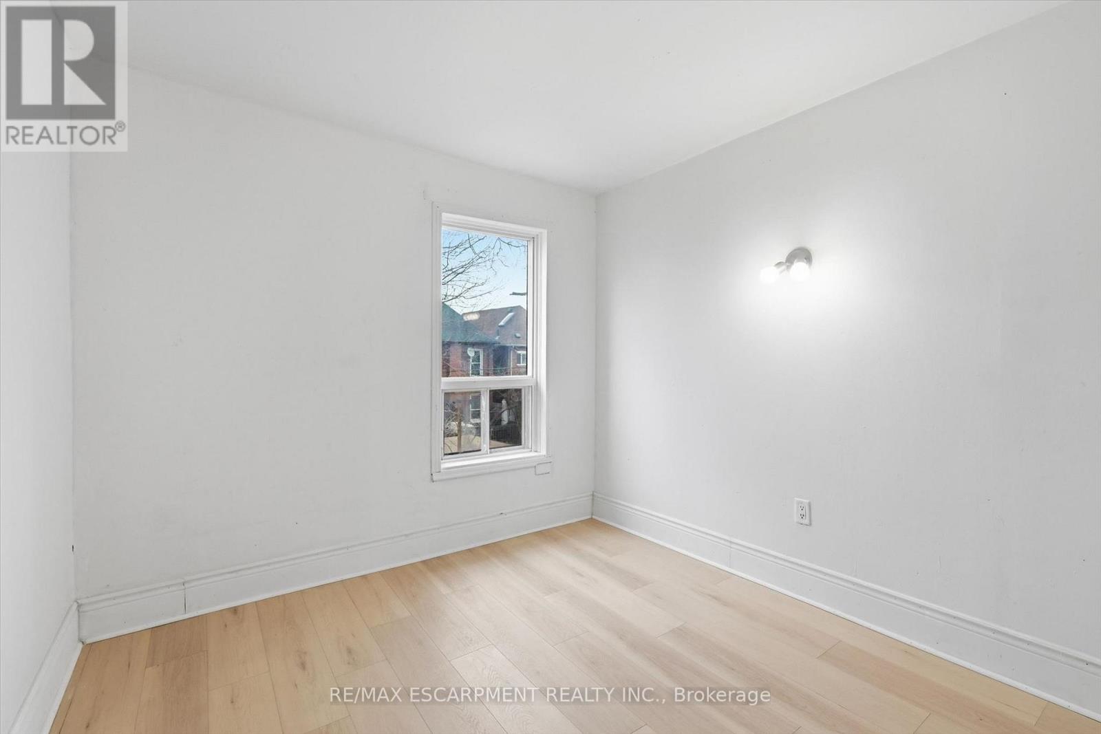 761 Cannon Street E, Hamilton, Ontario  L8L 2H1 - Photo 17 - X12995666