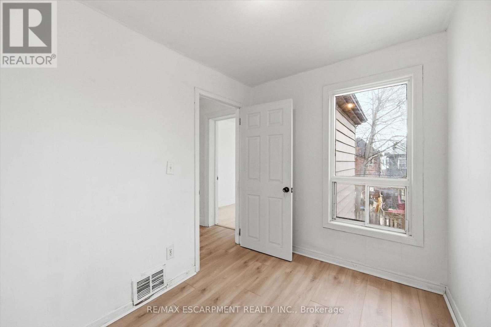 761 Cannon Street E, Hamilton, Ontario  L8L 2H1 - Photo 19 - X12995666