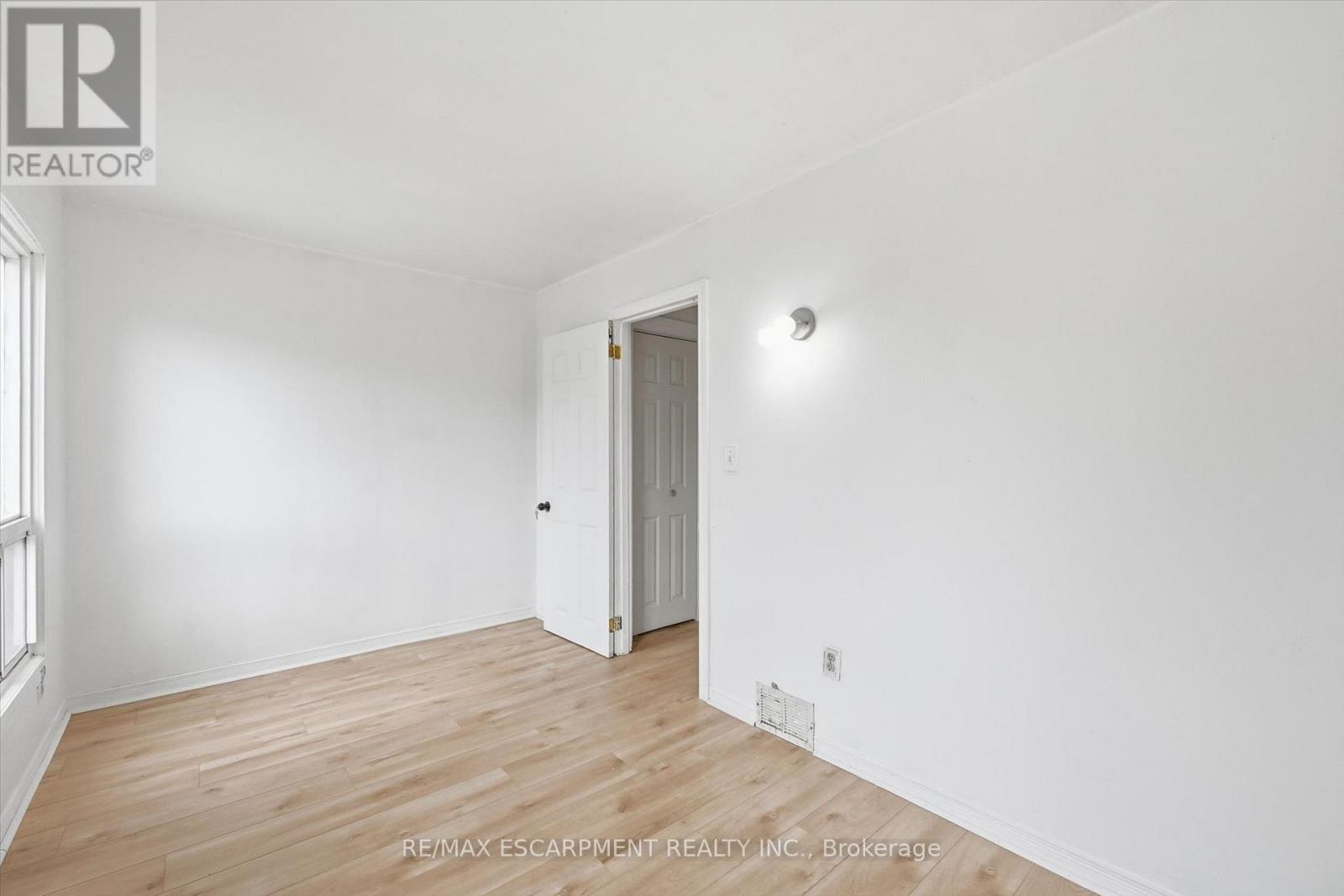 761 Cannon Street E, Hamilton, Ontario  L8L 2H1 - Photo 22 - X12995666