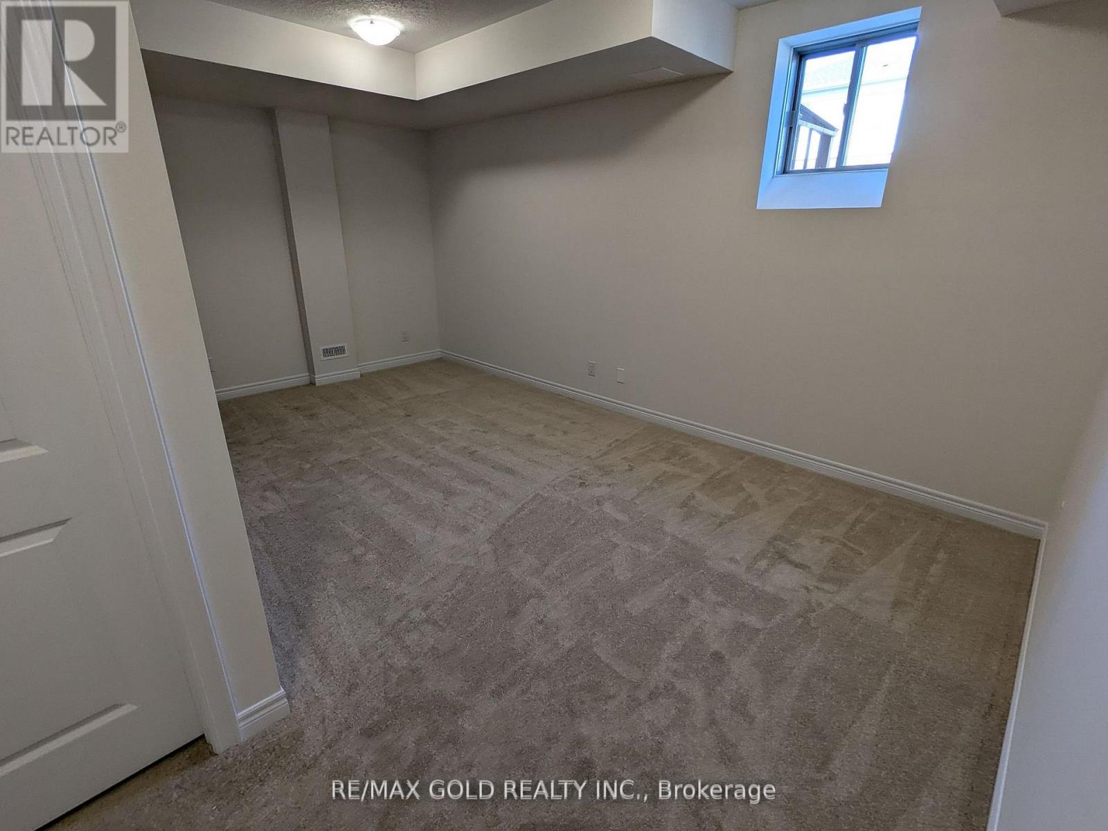 203 Broadacre Drive, Kitchener, Ontario  N2R 0S6 - Photo 15 - X12995692