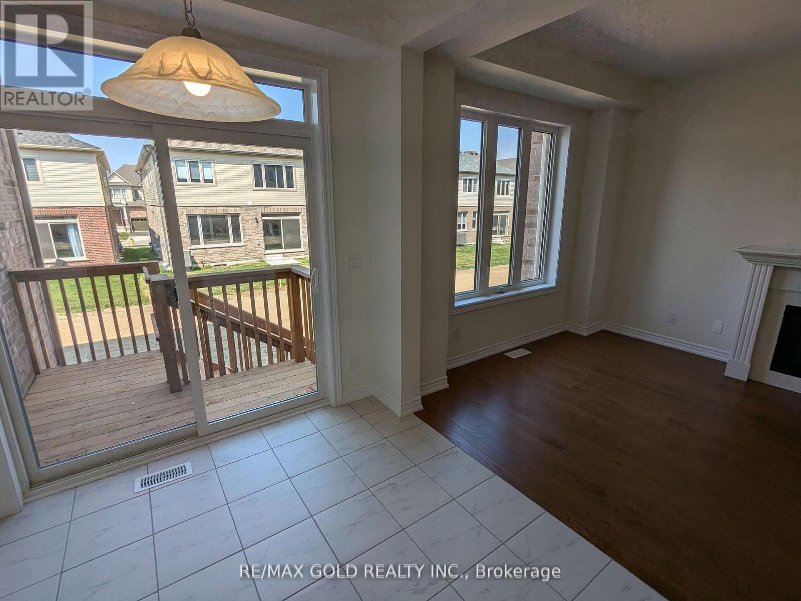 203 Broadacre Drive, Kitchener, Ontario  N2R 0S6 - Photo 17 - X12995692