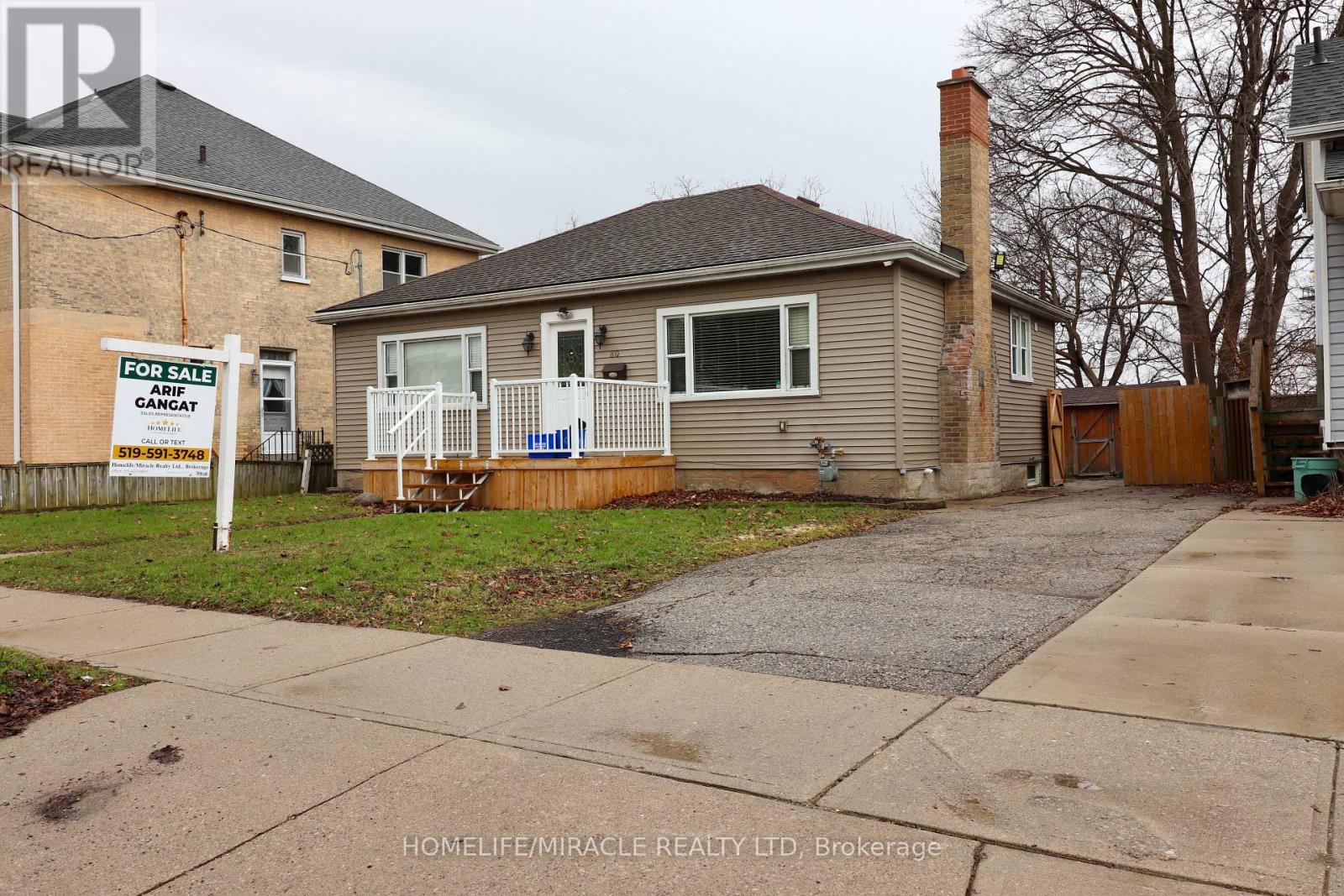 80 Roseview Avenue, Cambridge, Ontario  N1R 4A7 - Photo 3 - X12995708