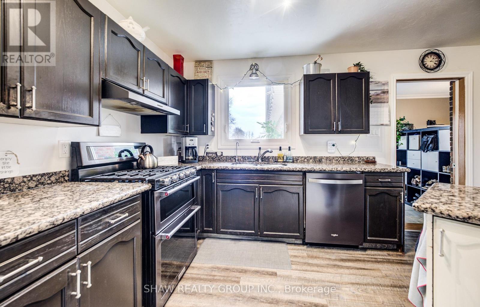 1372 Concession 8 Townsend, Norfolk, Ontario  N0E 1Y0 - Photo 9 - X12995726