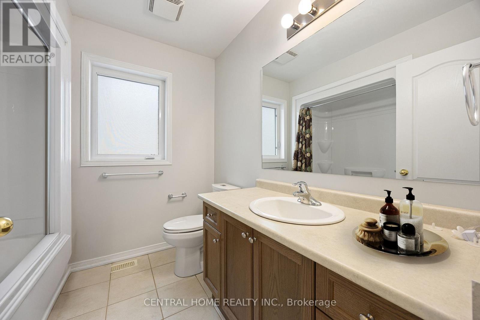 165 Palacebeach Trail, Hamilton, Ontario  L8E 0C3 - Photo 20 - X12995770