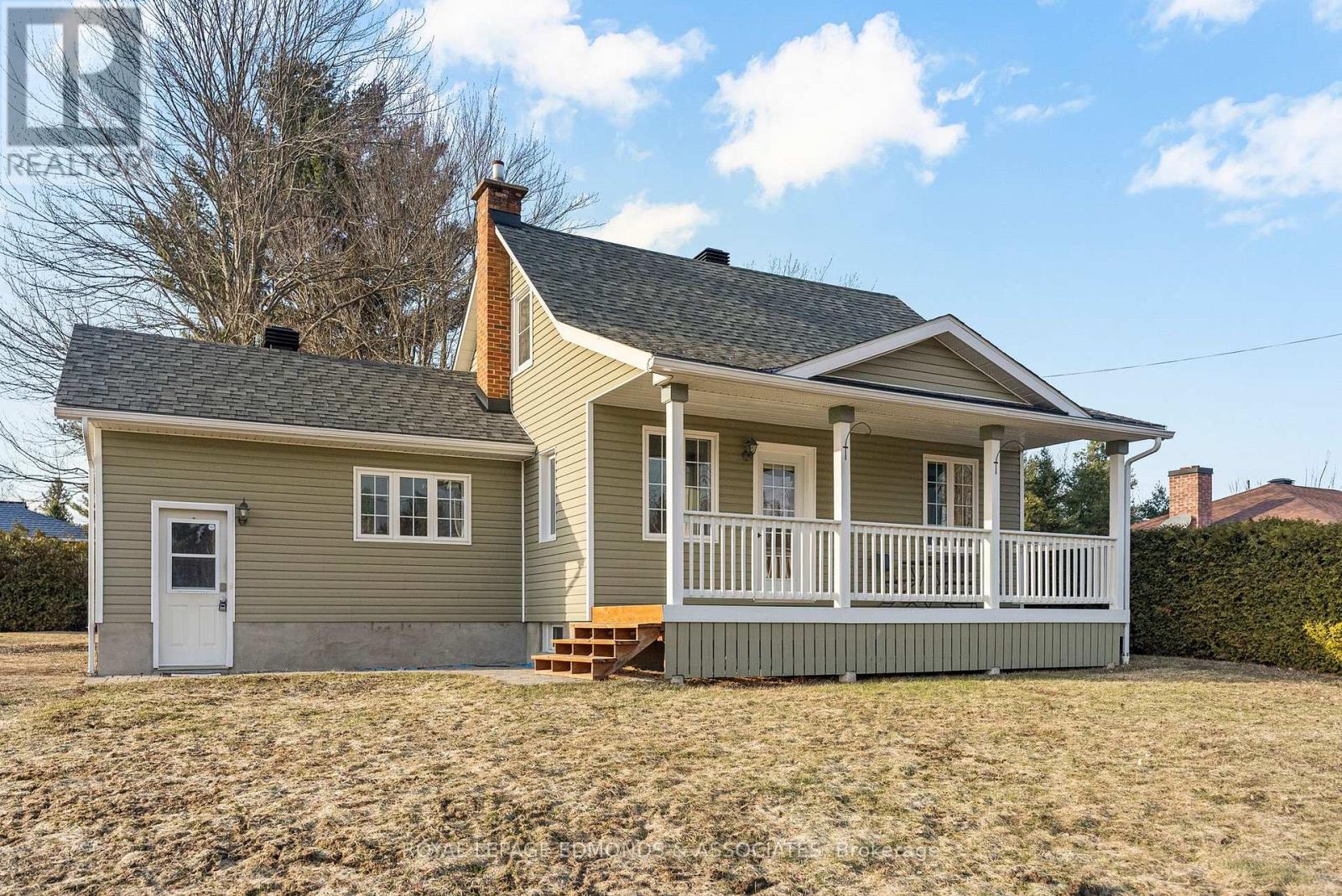 11753 ROUND LAKE ROAD, Laurentian Valley, Ontario