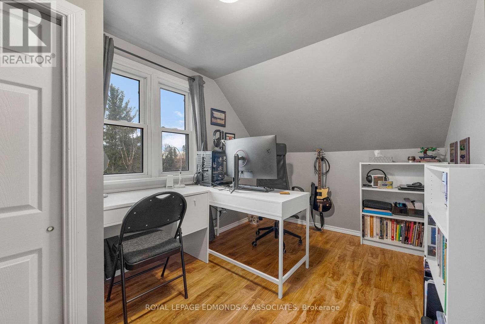 11753 Round Lake Road, Laurentian Valley, Ontario K8A 0K9 - Photo 25 - X12995848