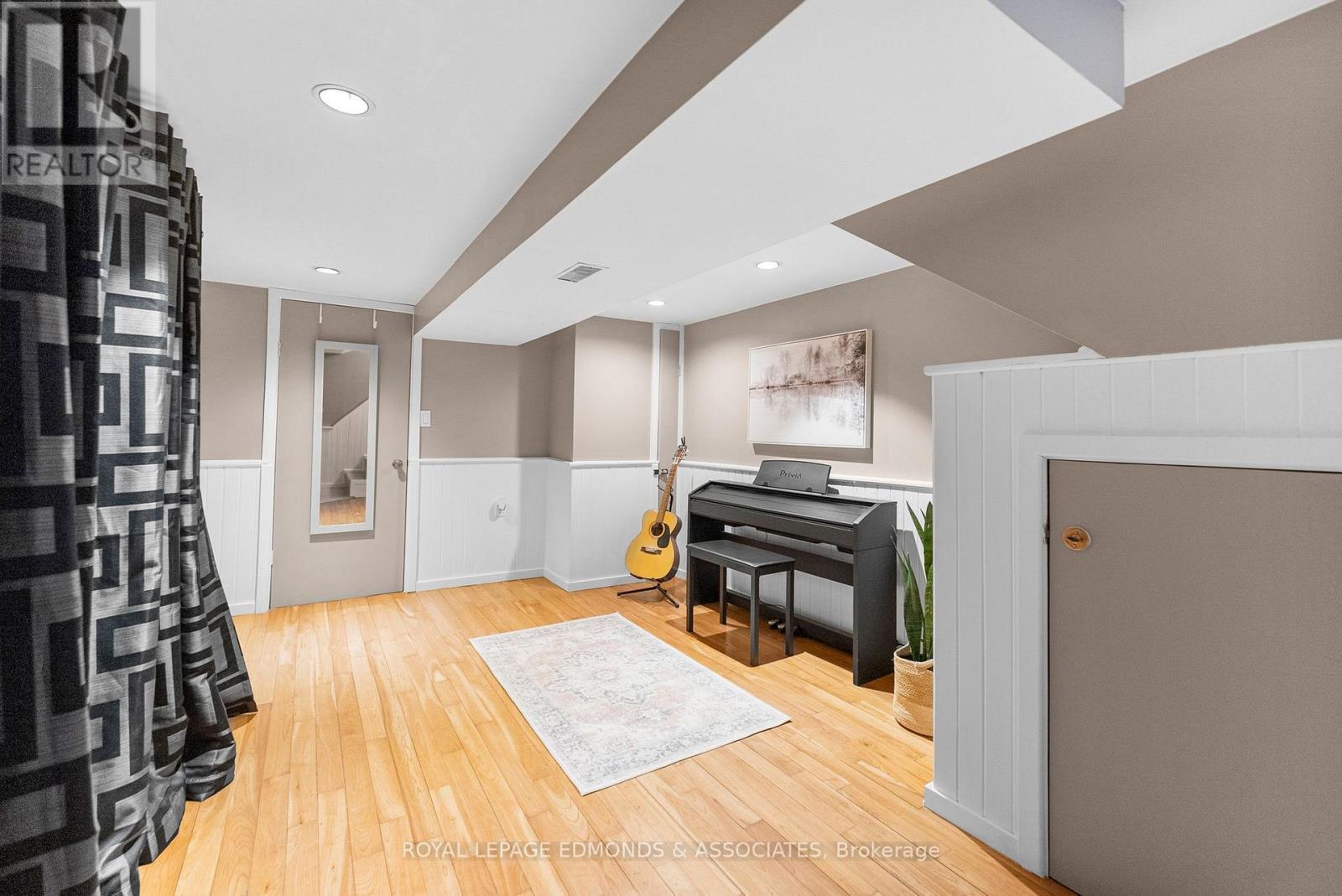 11753 Round Lake Road, Laurentian Valley, Ontario K8A 0K9 - Photo 31 - X12995848