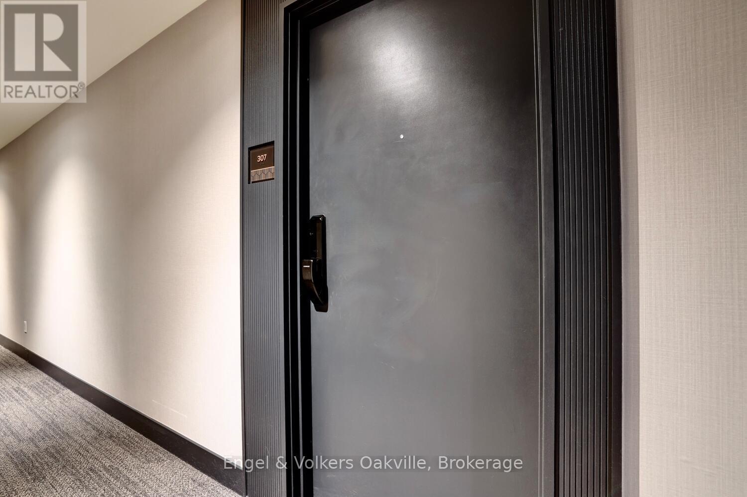 307 - 405 Dundas Street W, Oakville, Ontario  L6M 5P9 - Photo 7 - W12995856