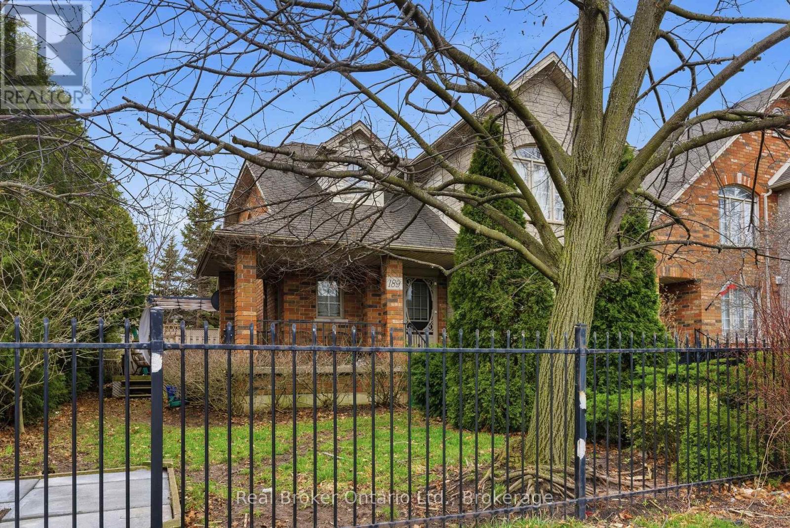 189 Livingston Avenue, Grimsby, Ontario  L3M 5M3 - Photo 12 - X12995874