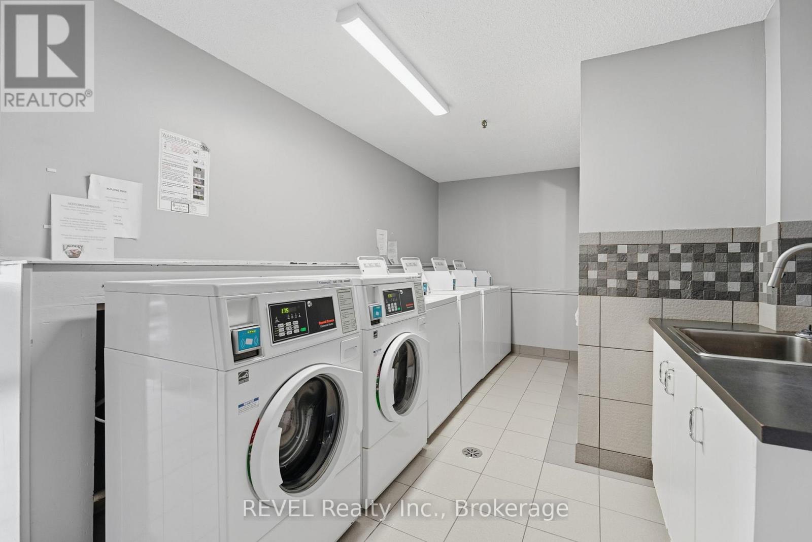 304 - 198 Scott Street, St. Catharines, Ontario L2N 5T3 - Photo 19 - X12995836