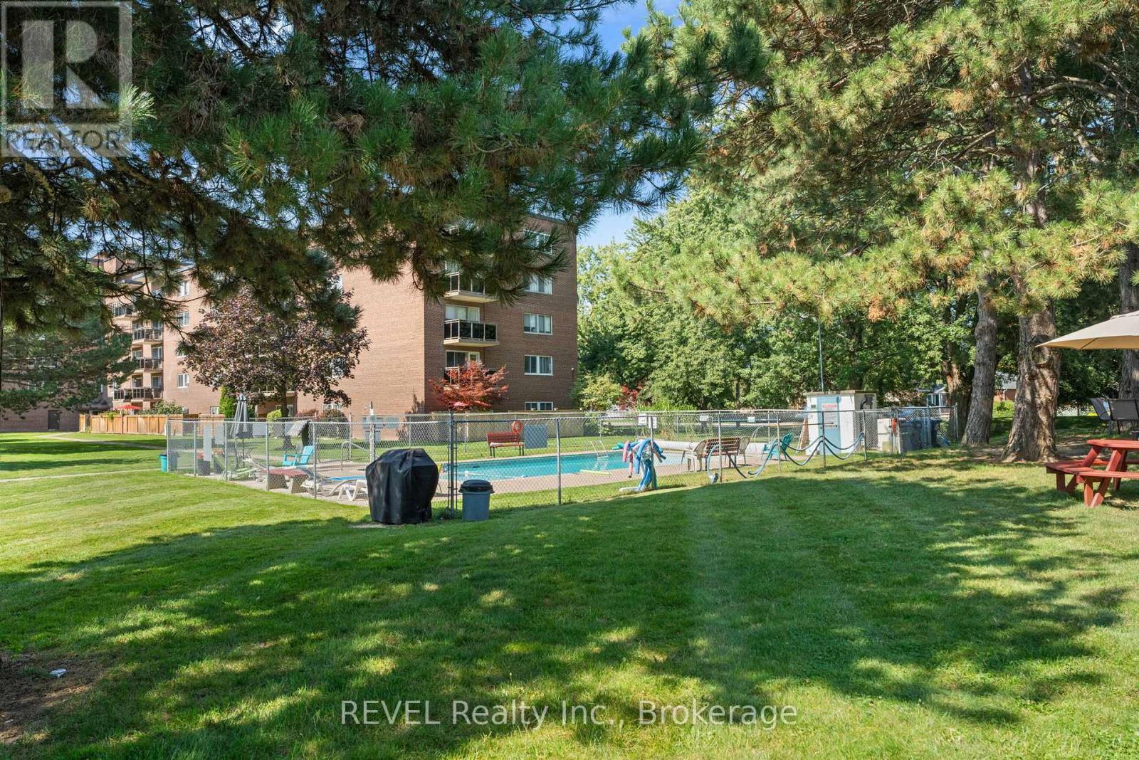 304 - 198 Scott Street, St. Catharines, Ontario L2N 5T3 - Photo 22 - X12995836