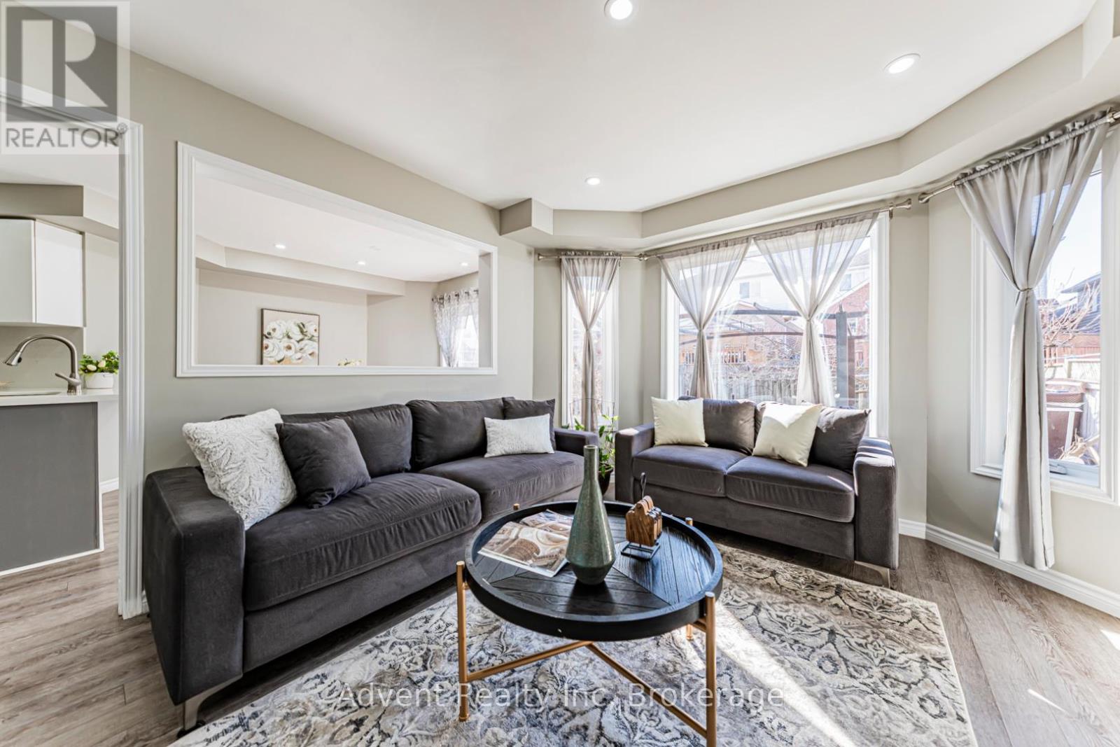 16 Hibbard Drive, Ajax, Ontario  L1Z 1J7 - Photo 15 - E12971194