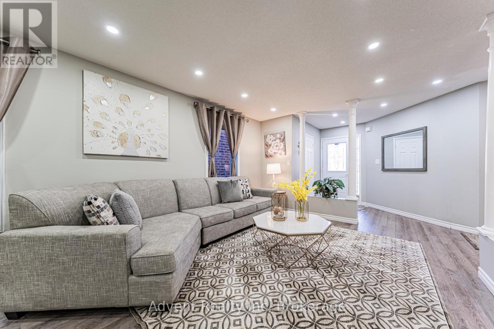 16 Hibbard Drive, Ajax, Ontario  L1Z 1J7 - Photo 3 - E12971194