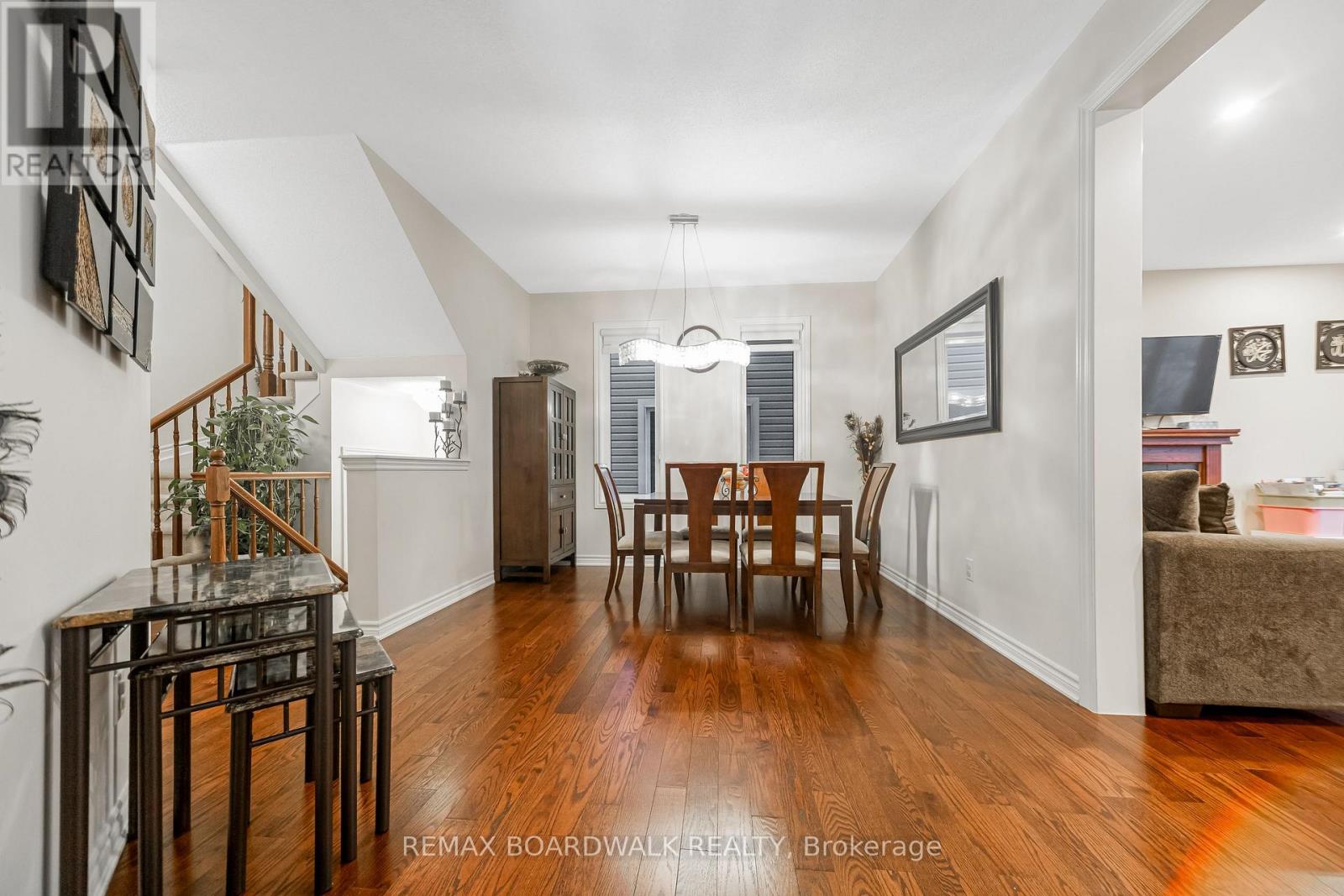 161 Flowing Creek Circle, Ottawa, Ontario  K2M 0K2 - Photo 9 - X12994114