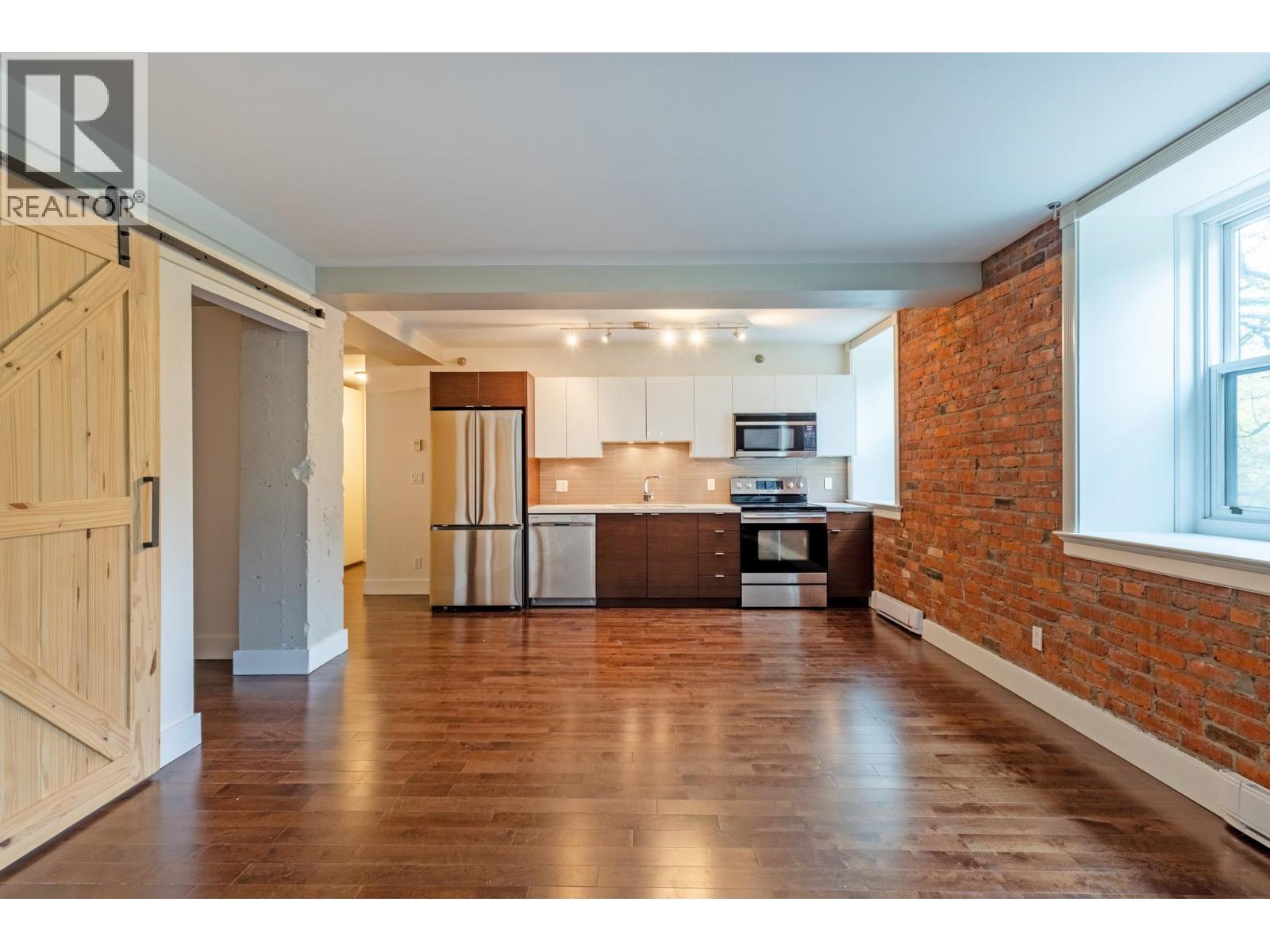 205 233 Abbott Street, Vancouver, British Columbia  V6B 2K7 - Photo 10 - R3111062