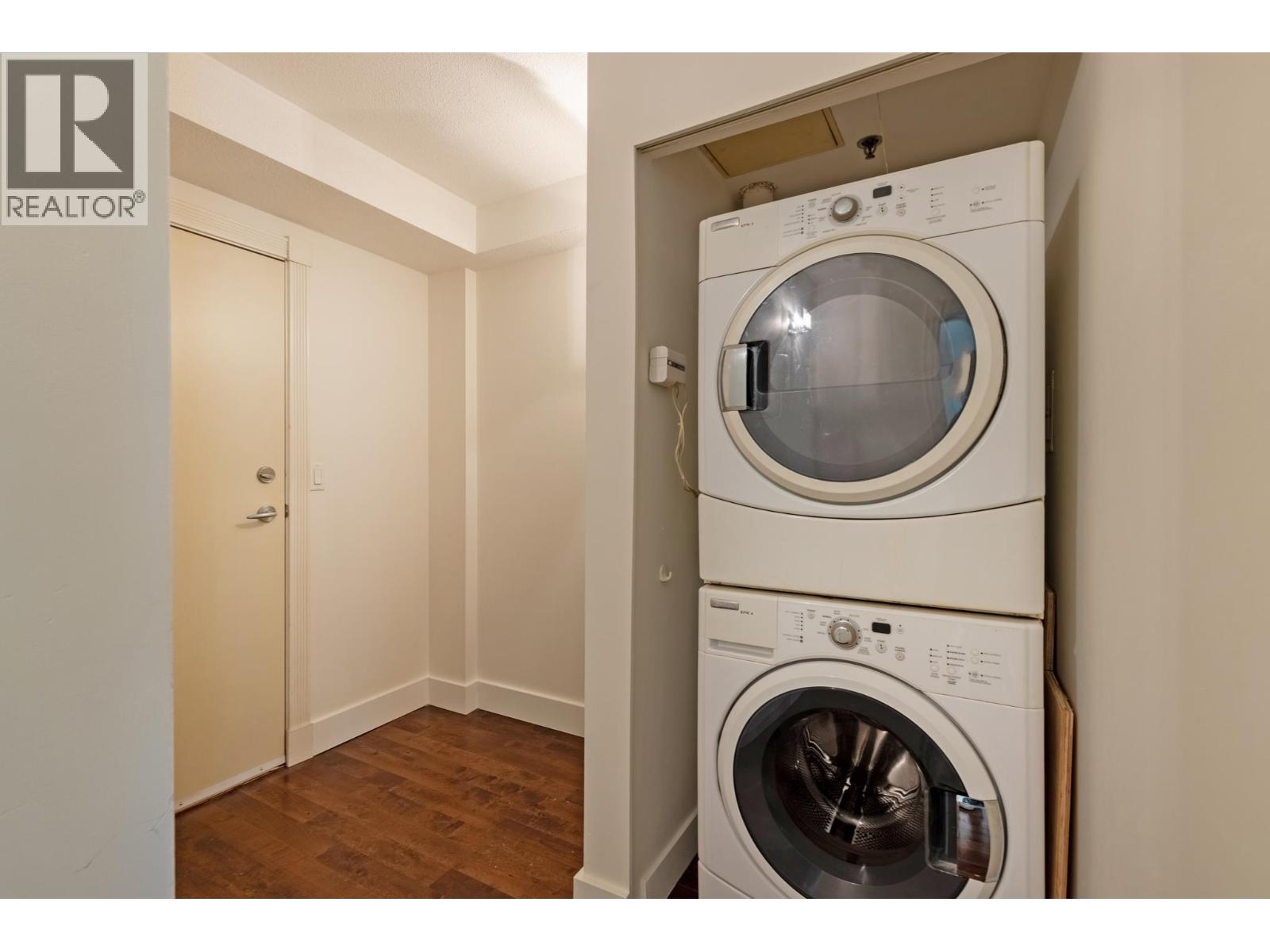 205 233 Abbott Street, Vancouver, British Columbia  V6B 2K7 - Photo 23 - R3111062