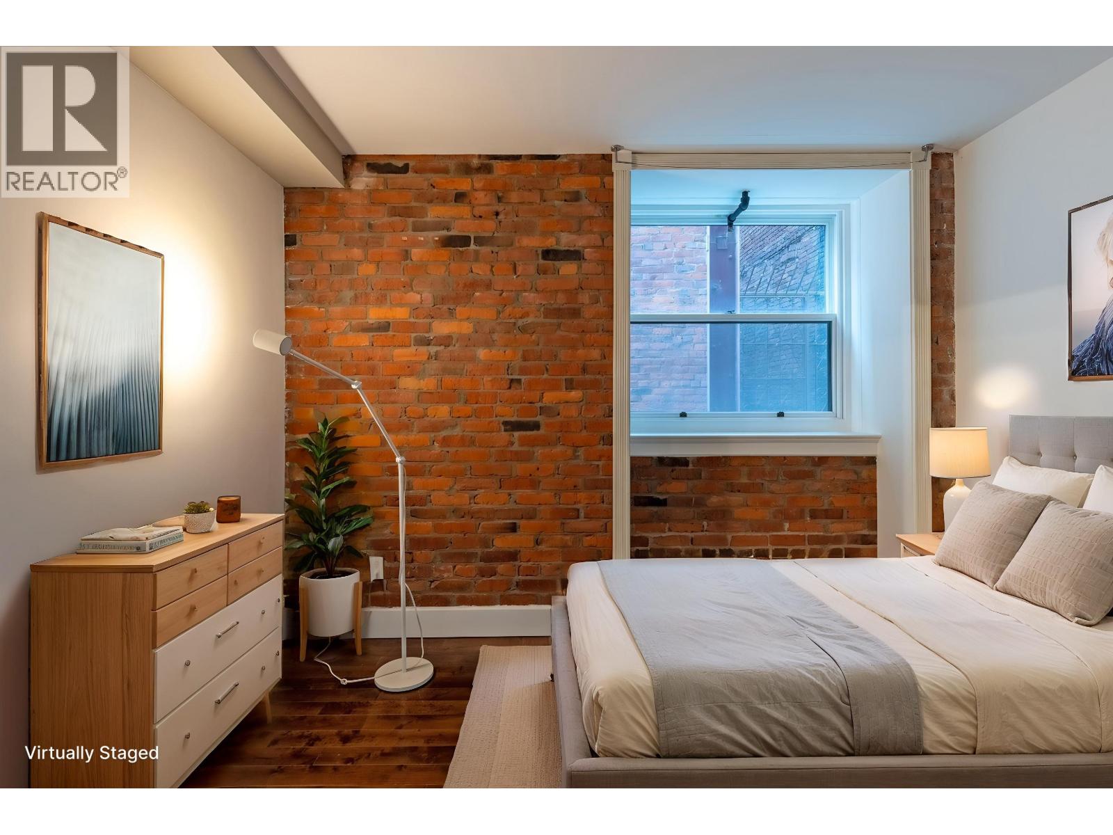 205 233 Abbott Street, Vancouver, British Columbia  V6B 2K7 - Photo 3 - R3111062