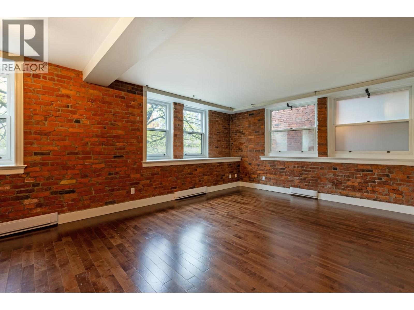 205 233 Abbott Street, Vancouver, British Columbia  V6B 2K7 - Photo 5 - R3111062