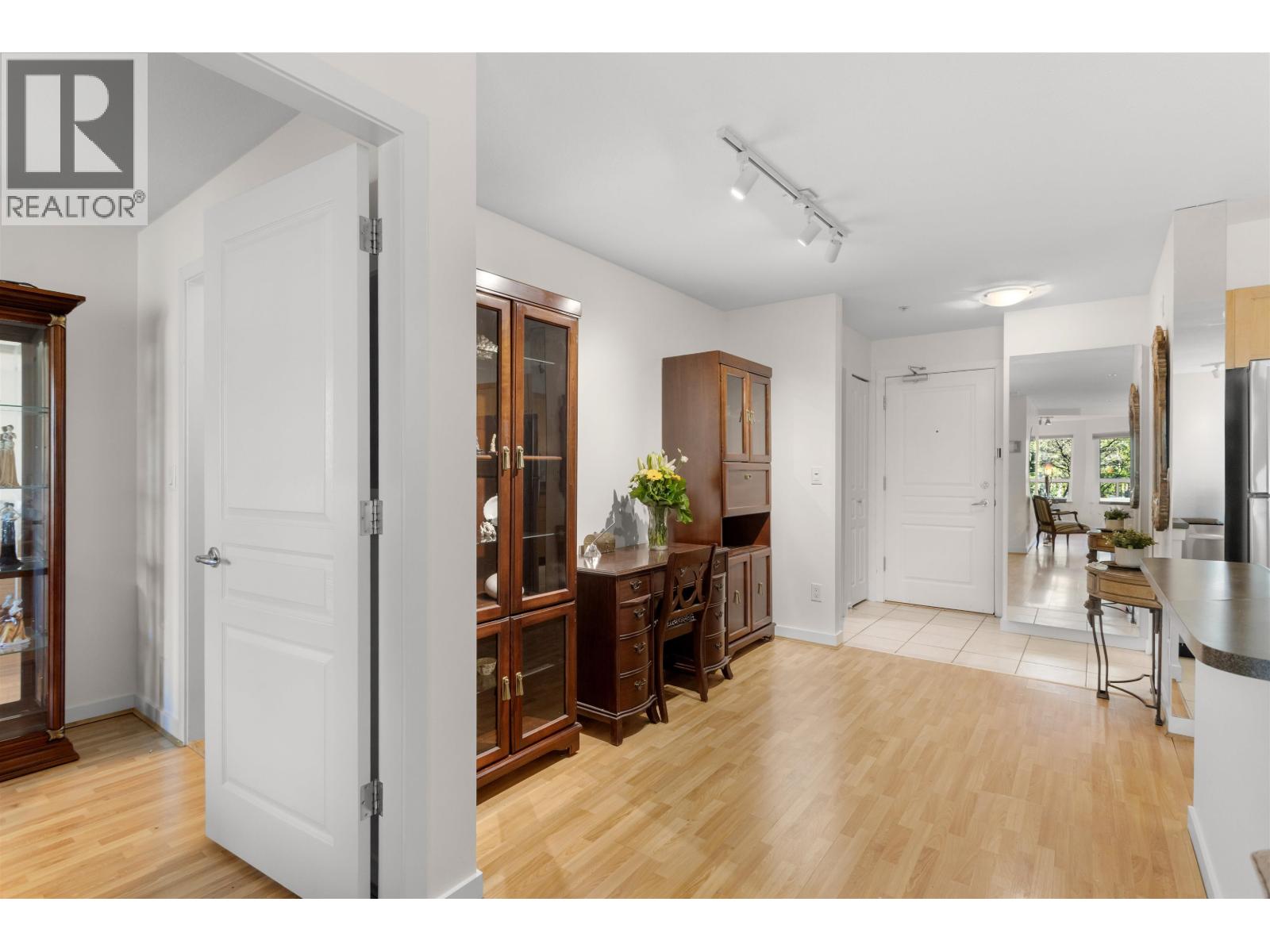 210 7383 Griffiths Drive, Burnaby, British Columbia  V5E 4M8 - Photo 16 - R3111067