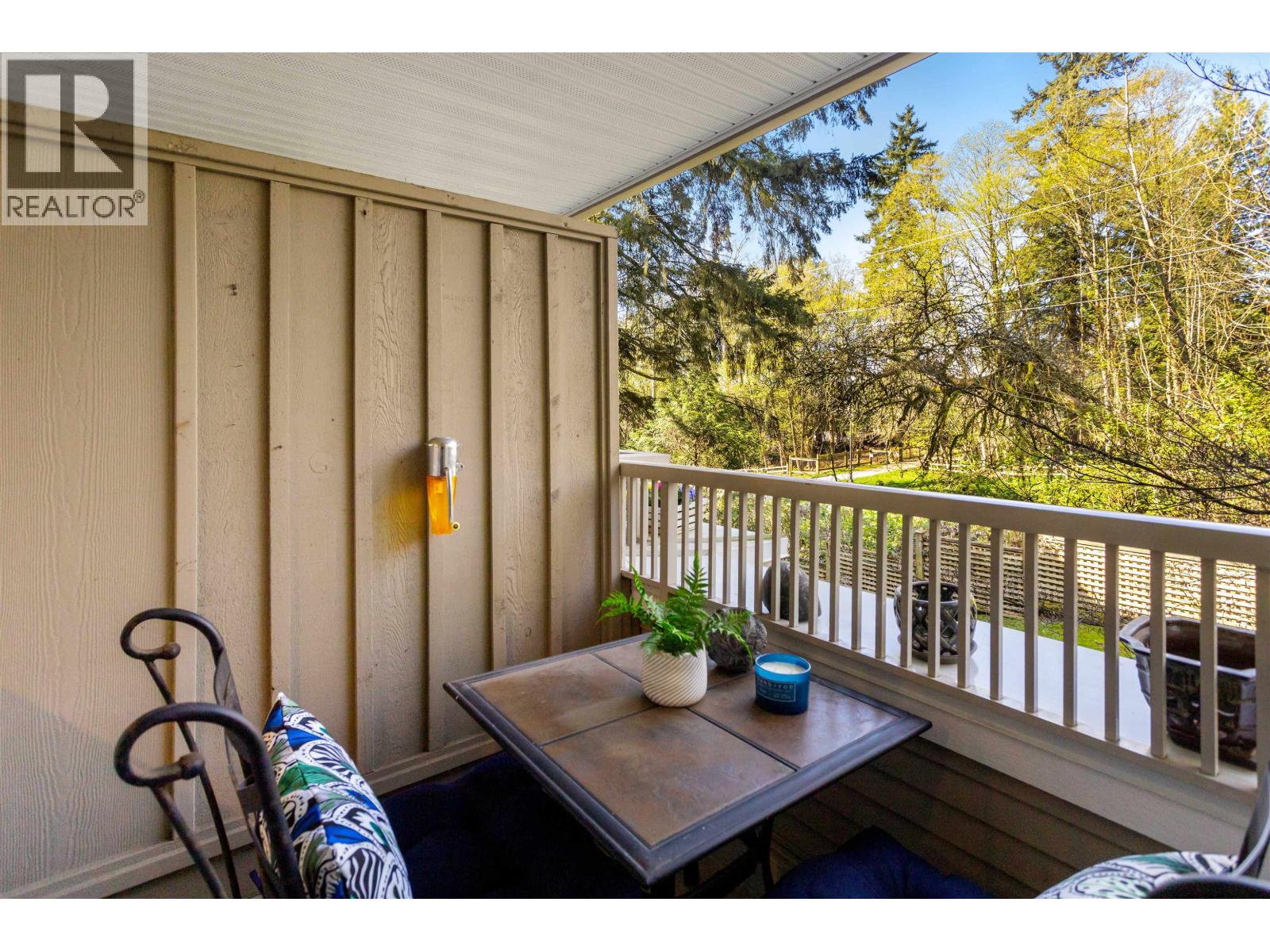 210 7383 Griffiths Drive, Burnaby, British Columbia  V5E 4M8 - Photo 4 - R3111067